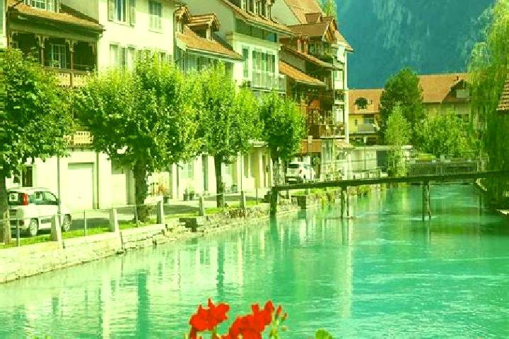 Amelia, 32 — Escort in Erlenbach, Switzerland