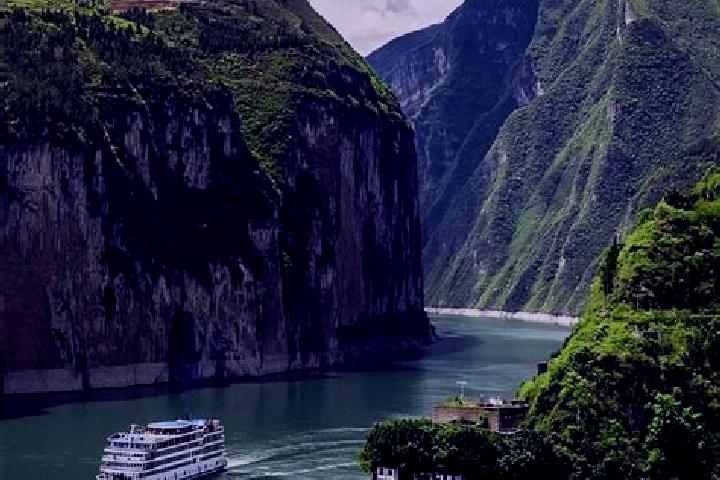 Amelia, 32 — Escort in Huangchuan, China