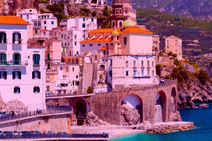Amelia, 32 — Escort in Nicosia, Italy