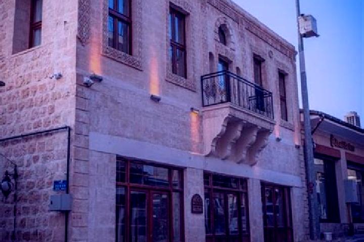 Amelia, 32 — Escort in Savur, Turkey