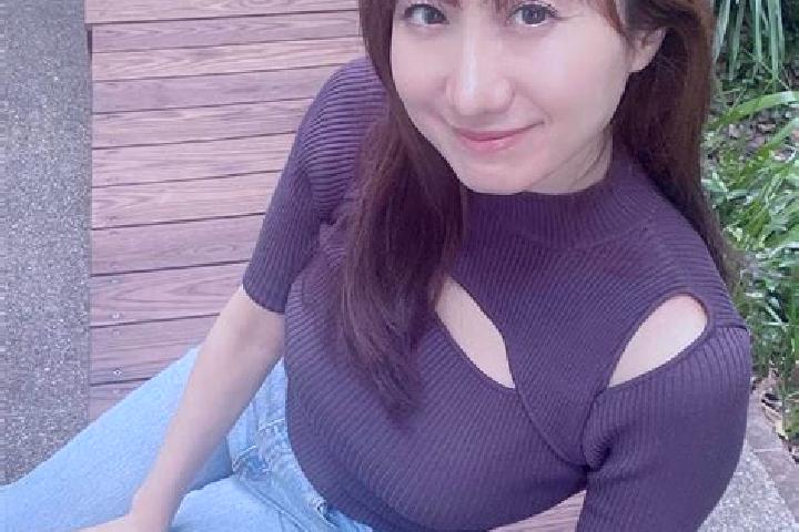 Amelia, 32 — Escort in Yoshii, Japan