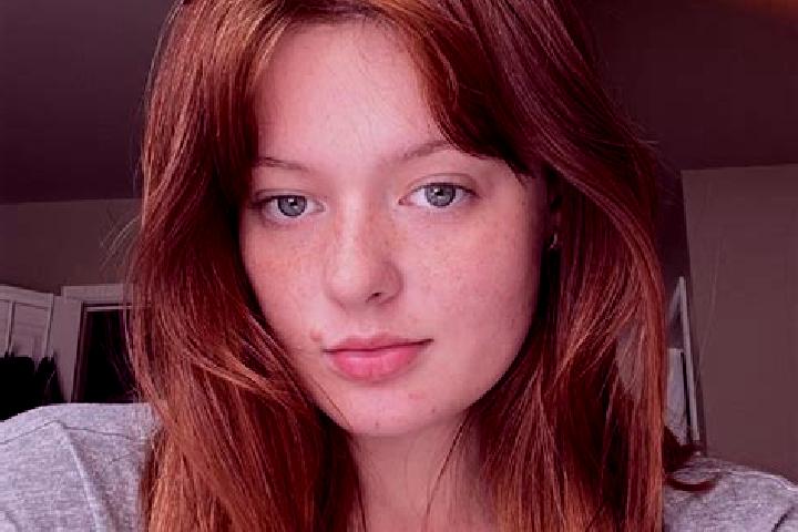 Amelia, 33, a auburn blue-eyed caucasian companion based in Cechovice. Offering Dinner Date, Striptease, Erotic Massage. Available for incall and outcall, ov...