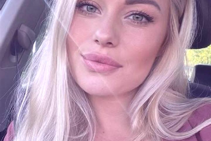 Amelia, 33, a blonde hazel-eyed caucasian companion based in El Costoche. Offering Dinner Date, BDSM, Duos. Available for incall and outcall, day and evening...