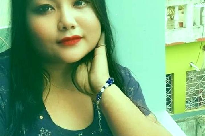 Amelia, 33 — Escort in Munung, Indonesia