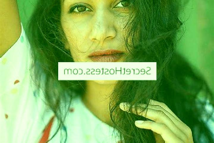 Amelia, 34, a red dark-eyed indian companion based in Oostwold. Offering Fetish, Party Girl, 69, Striptease, Massage. Available for incall and outcall, day a...