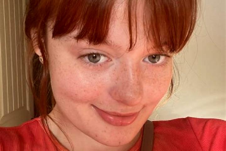 Amelia, 34, a red green-eyed mixed companion based in Aktas. Offering Roleplay, Girlfriend Experience, Massage, Striptease, Fetish. Available for incall and ...