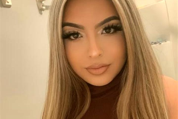 Amelia, 35, a blonde amber-eyed latina companion based in Lillesand. Offering Fetish, 69, Tantra. Available for incall and outcall, overnight bookings availa...