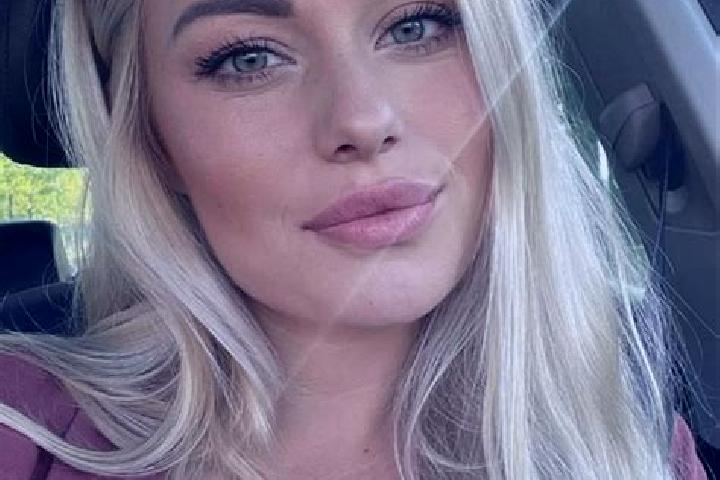 Amelia, 35, a blonde hazel-eyed indian companion based in Limay. Offering Couples, Tantra, Dinner Date, GFE, Deep French Kissing. Available for incall and ou...