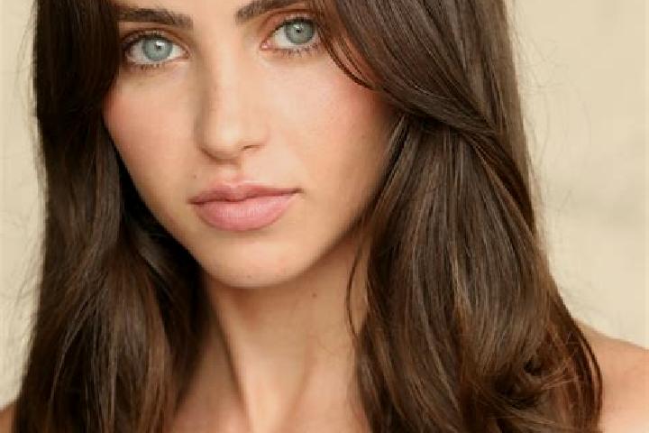 Amelia, 35, a brunette brown-eyed mediterranean companion based in Vicente Camalote. Offering 69, Couples, Erotic Massage, Striptease, Deep French Kissing. A...