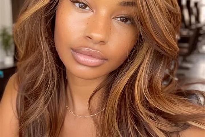 Amelia, 35, a dark blonde brown-eyed middle eastern companion based in Hajduboszormeny. Offering Massage, Tantra, Dinner Date, OWO, Couples. Available for in...
