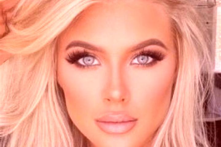 Amelia, 35, a platinum blonde hazel-eyed slavic companion based in Duck Key. Offering Couples, CIM, Tantra. Available for incall and outcall, day and evening...
