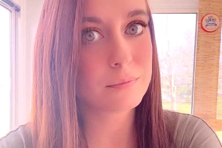 Amelia, 35 — Escort in Fortville, United States