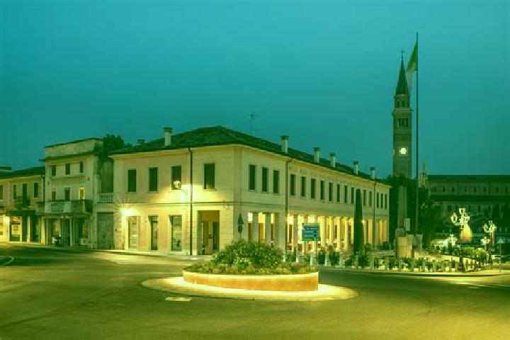 Amelia, 35 — Escort in Pieve di Soligo, Italy