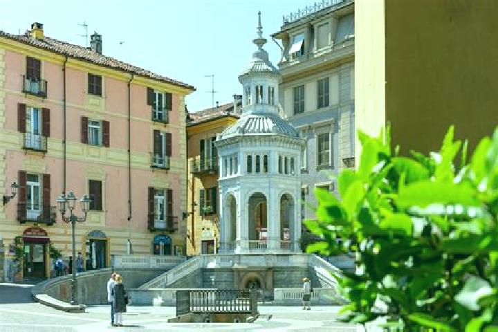 Amelia, 35 — Escort in Sala Monferrato, Italy