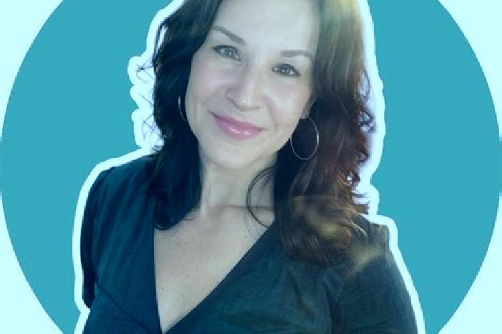 Amelia, 35 — Escort in Uren , Russia