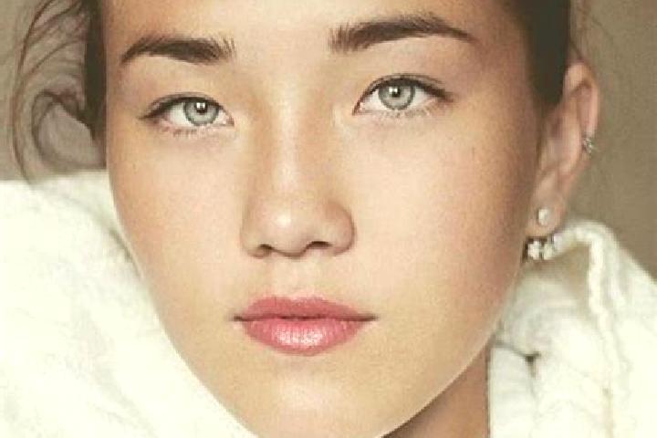 Amelia, 36, a brunette grey-eyed caucasian companion based in Pallo. Offering Massage, Roleplay, Prostate Massage. Available for incall and outcall, day and ...