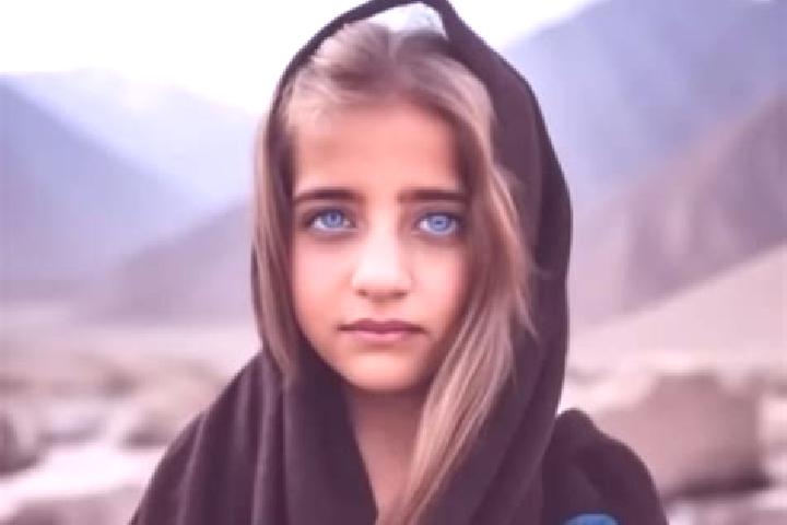 Amelia, 36, a chestnut blue-eyed middle eastern companion based in Provita de Jos. Offering Tantra, OWO, Fetish, Girlfriend Experience. Available for incall ...