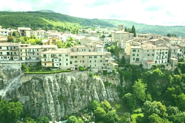 Amelia, 36 — Escort in Capo di Ponte, Italy