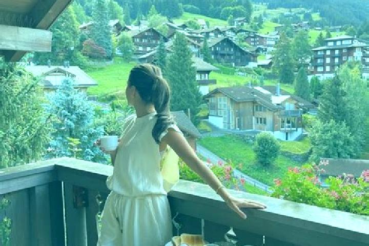 Amelia, 36 — Escort in Riedt, Switzerland
