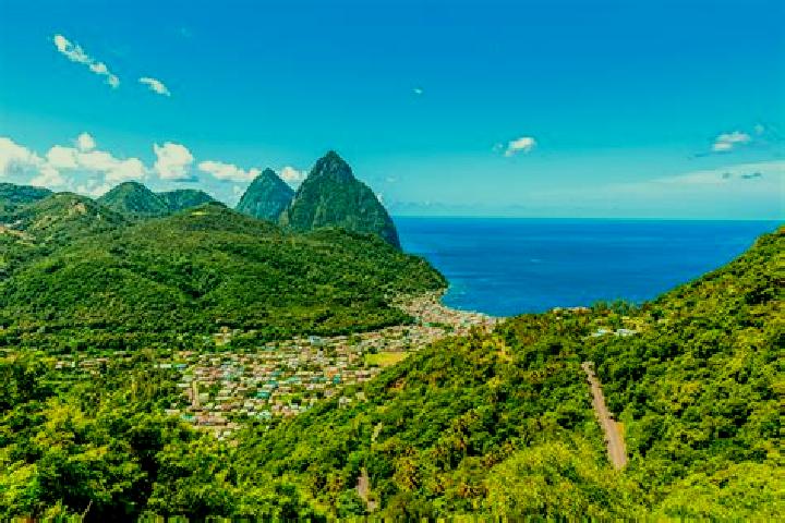 Amelia, 36 — Escort in Soufriere, Saint Lucia