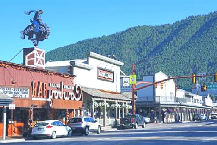 Amelia, 36 — Escort in Wyoming, Canada