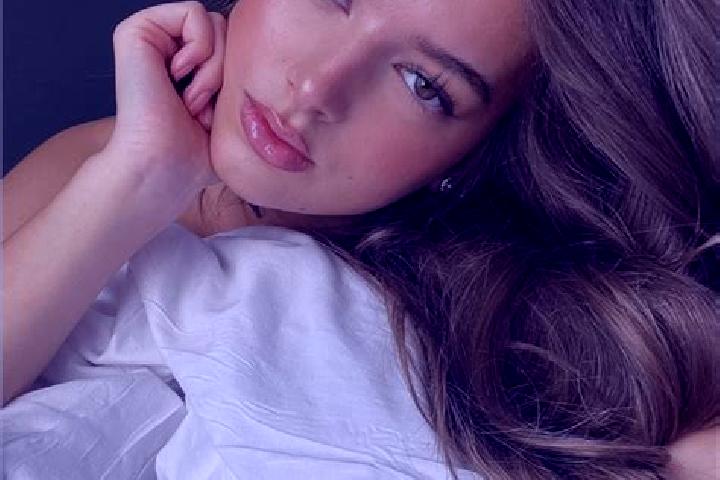 Amelia, 37, a chestnut dark-eyed latina companion based in Ilipinar. Offering Overnight, BDSM, Couples, Deep French Kissing. Available for incall and outcall...