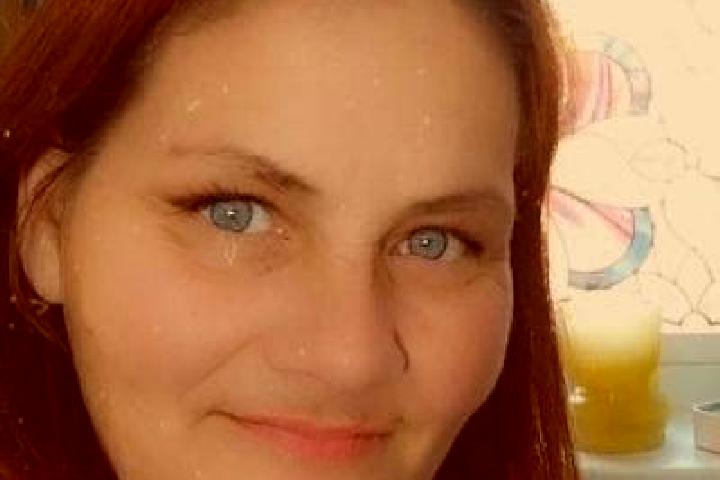 Amelia, 37, a red grey-eyed ebony companion based in Munsingen. Offering Travel Companion, Domination, Striptease. Available for incall and outcall, day and ...
