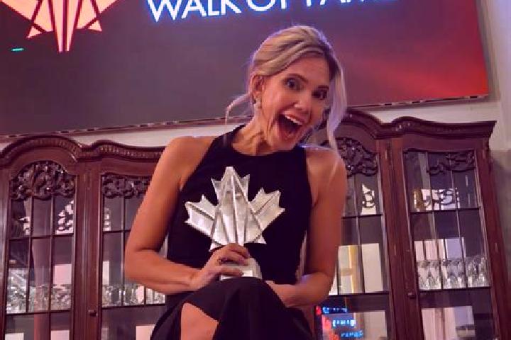 Amelia, 37 — Escort in McLeod, Canada