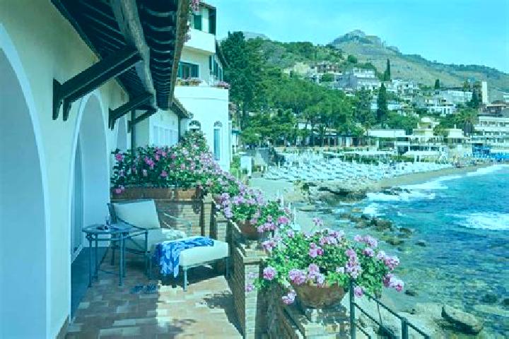 Amelia, 38 — Escort in Adrano, Italy