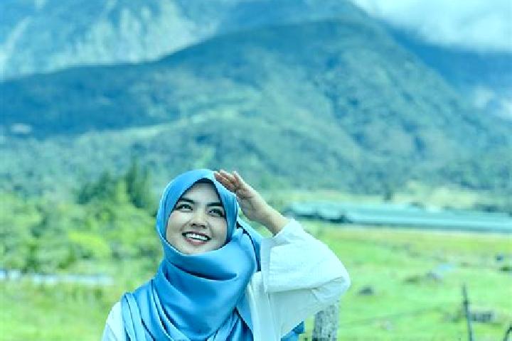 Amelia, 38 — Escort in Bagan Tiang, Malaysia
