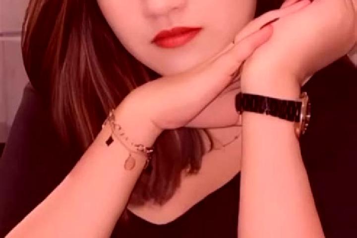 Amelia, 38 — Escort in Lamadong, Indonesia