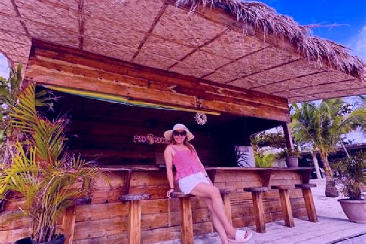 Amelia, 38 — Escort in Maigo, Philippines