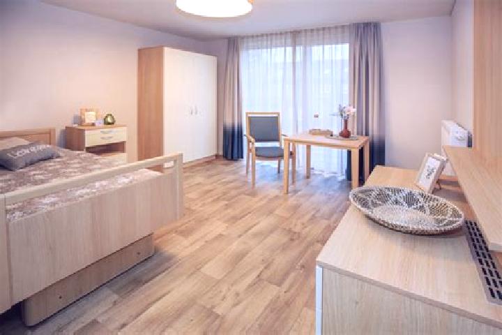 Amelia, 38 — Escort in Oberwinterthur (Kreis 2) / Talacker, Switzerland