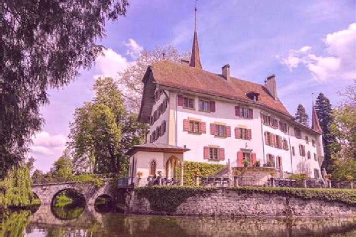 Amelia, 38 — Escort in Utzenstorf, Switzerland
