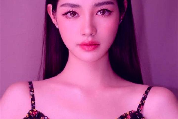 Amelia, 38 — Escort in Ya an, China