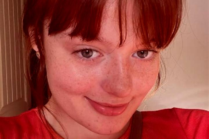 Amelia, 39, a red brown-eyed mixed companion based in Enzersberg. Offering CIM, BDSM, Striptease. Available for incall and outcall, overnight bookings availa...