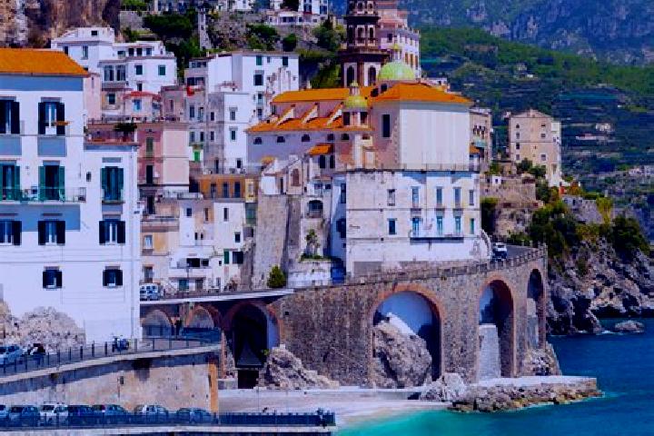 Amelia, 39 — Escort in Cavriana, Italy