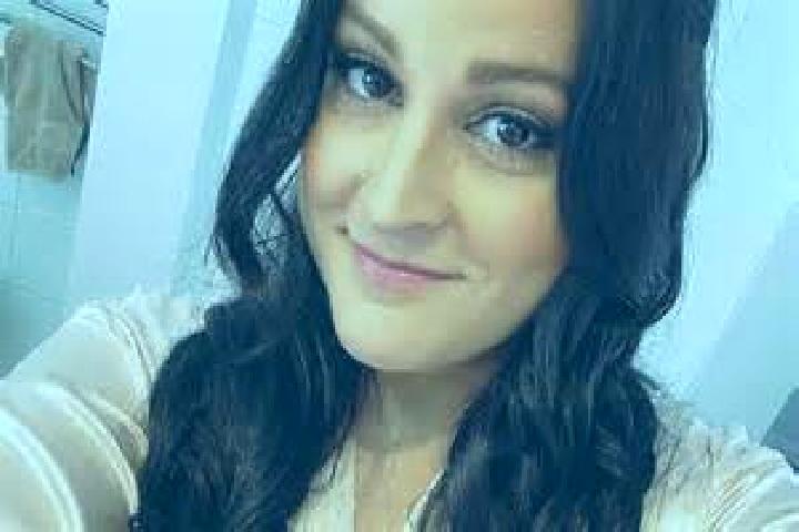 Amelia, 39 — Escort in Gunn, Australia