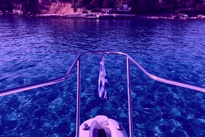 Amelia, 39 — Escort in Papagou, Greece