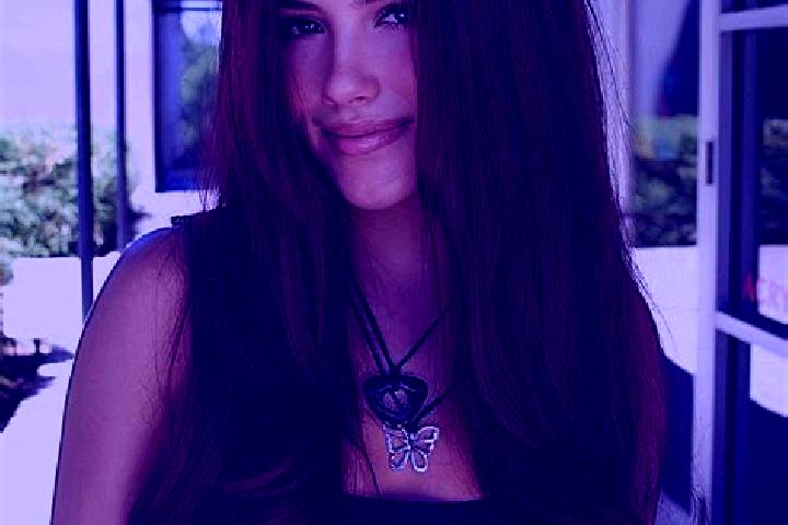 Aria, 20, a auburn brown-eyed mediterranean companion based in Jardin. Offering 69, Fetish, Party Girl, Striptease, Roleplay. Available for incall and outcal...