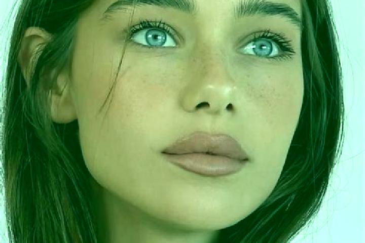 Aria, 20, a brunette grey-eyed european companion based in Sluzovice. Offering CIM, 69, Striptease, OWO. Available for incall and outcall, overnight bookings...