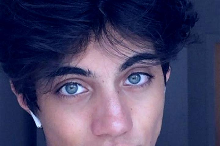 Aria, 20, a chestnut blue-eyed caucasian companion based in Cacique Doble. Offering Dinner Date, Overnight, Tantra, A-Level, BDSM. Available for incall and o...