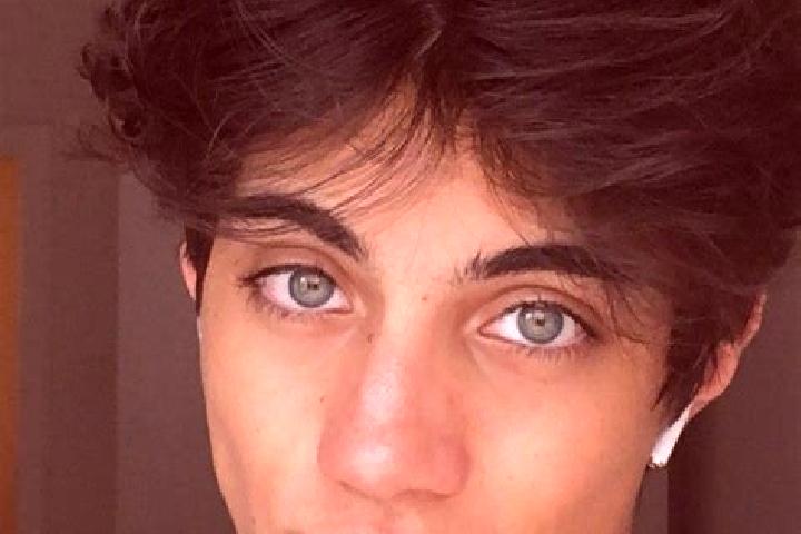 Aria, 20, a chestnut brown-eyed caucasian companion based in Astigarraga. Offering Couples, Erotic Massage, Party Girl, Deep French Kissing. Available for in...