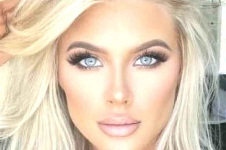 Aria, 20, a platinum blonde dark-eyed european companion based in Ipetumodu. Offering A-Level, Dinner Date. Available for incall and outcall, overnight booki...