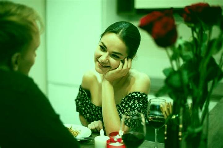 Aria, 20, a red dark-eyed asian companion based in Dixon. Offering Girlfriend Experience, Dinner Date, GFE, Roleplay. Available for incall and outcall, day a...