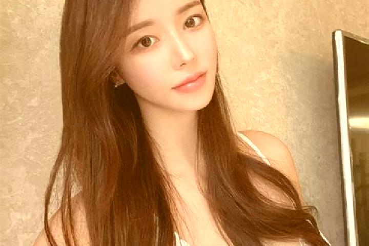Aria, 20 — Escort in Jinzipai, China