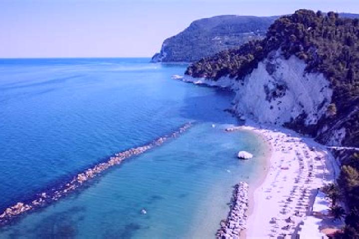 Aria, 20 — Escort in Monte Porzio, Italy
