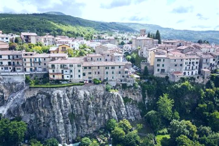 Aria, 20 — Escort in Sarconi, Italy