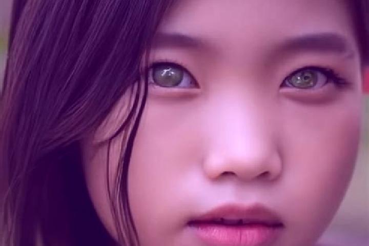 Aria, 21, a brunette green-eyed asian companion based in Mur-de-Barrez. Offering Domination, Tantra, 69, Girlfriend Experience. Available for incall and outc...