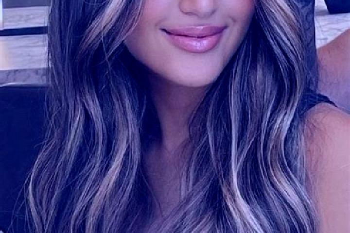 Aria, 21, a dark blonde brown-eyed ebony companion based in Plouzane. Offering Overnight, Dinner Date, Roleplay, Couples, Erotic Massage. Available for incal...